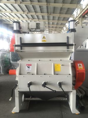 600mm Dia Shaft 600kg / H Lembar Mesin Daur Ulang Plastik Scrap