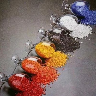 Botol PET Serpihan Mesin Granulator Daur Ulang Plastik Ulir Ganda