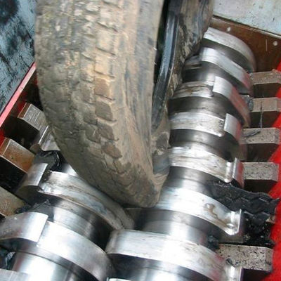JWELL Kebisingan Rendah 2000kg / jam Mesin Penghancur Film Plastik Dua Poros Daur Ulang